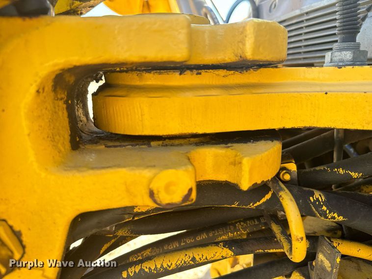 image for item DX3732 New Holland B95 backhoe