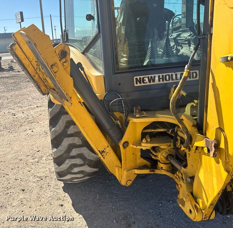 image for item DX3732 New Holland B95 backhoe