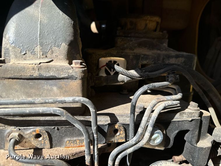 image for item DX3732 New Holland B95 backhoe