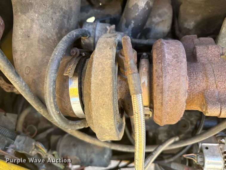 image for item DX3732 New Holland B95 backhoe