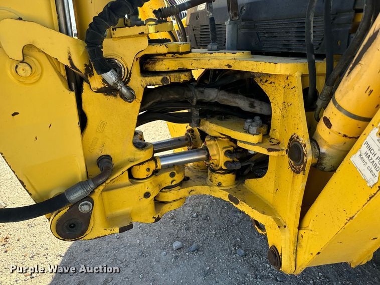 image for item DX3733 2003 New Holland LB75B backhoe