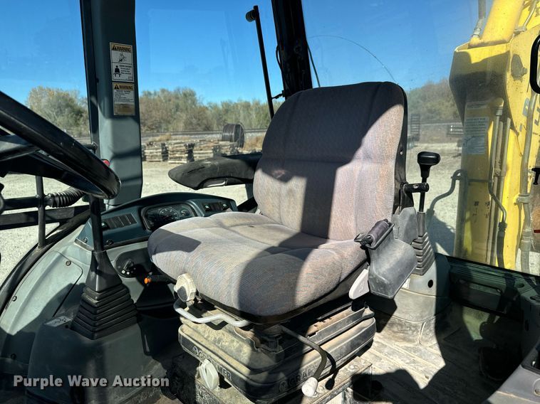 image for item DX3733 2003 New Holland LB75B backhoe