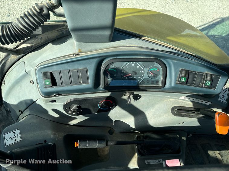 image for item DX3733 2003 New Holland LB75B backhoe