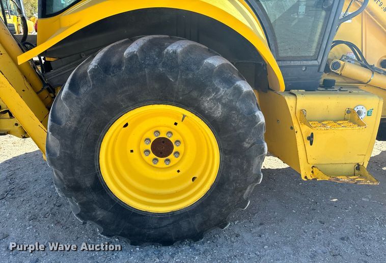 image for item DX3733 2003 New Holland LB75B backhoe