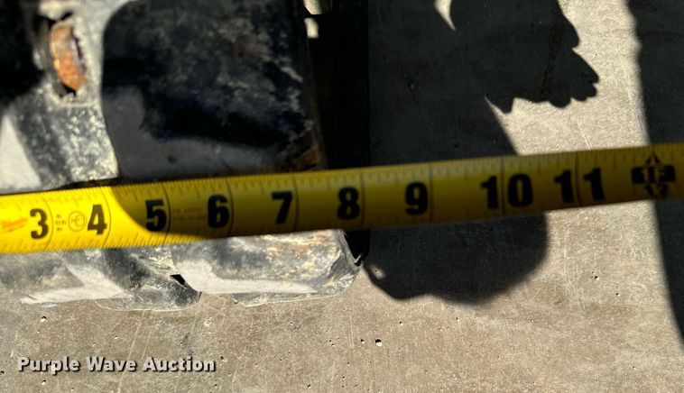 image for item DX3736 2001 McElroy Track Star 28 T800102 pipe fusion machine