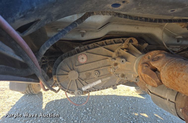 image for item EE7839 2010 Ford F550 Super Duty XL truck cab and chassis