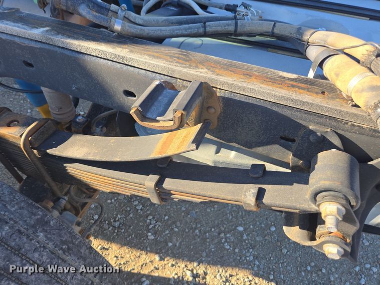 image for item EE7839 2010 Ford F550 Super Duty XL truck cab and chassis