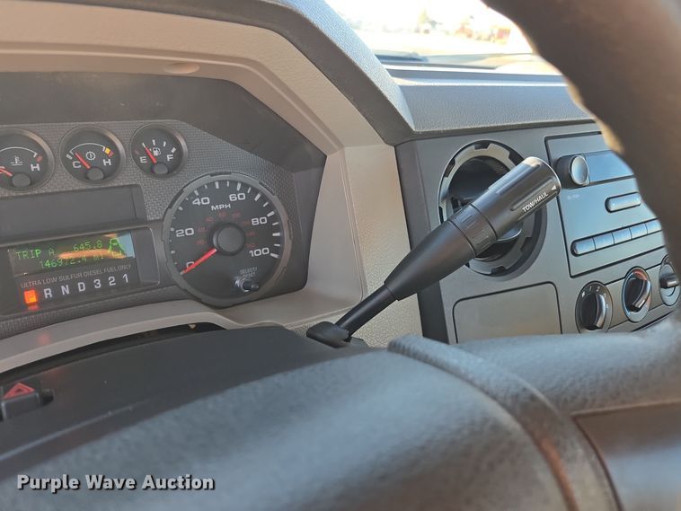 image for item EE7839 2010 Ford F550 Super Duty XL truck cab and chassis