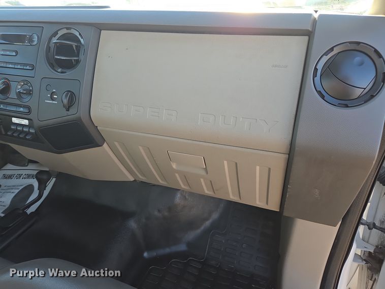 image for item EE7839 2010 Ford F550 Super Duty XL truck cab and chassis