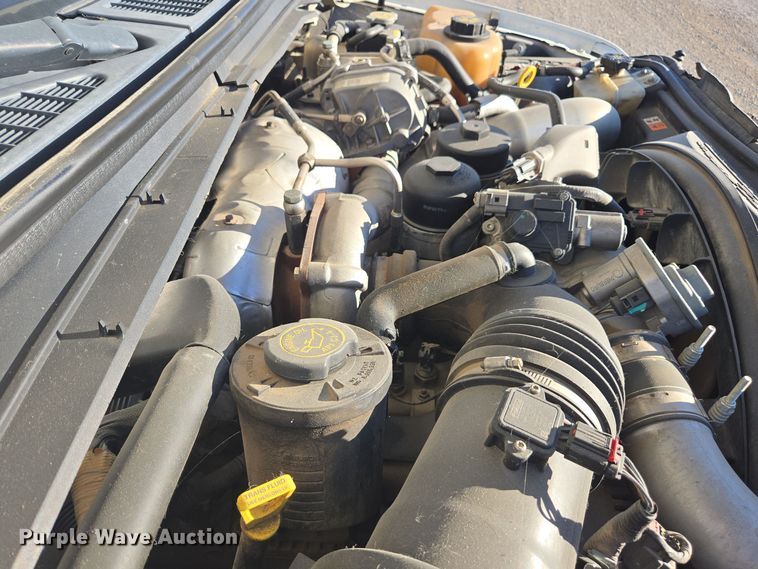 image for item EE7839 2010 Ford F550 Super Duty XL truck cab and chassis