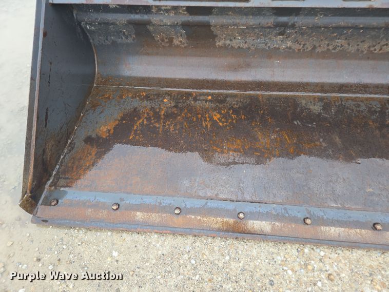 image for item EE7888 2006 New Holland C190 tracked skid steer loader