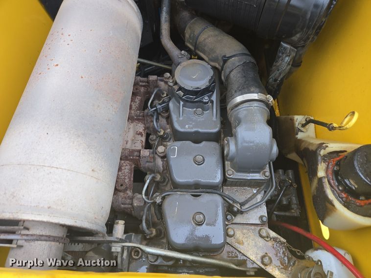 image for item EE7888 2006 New Holland C190 tracked skid steer loader