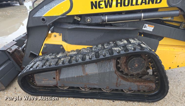 image for item EE7888 2006 New Holland C190 tracked skid steer loader