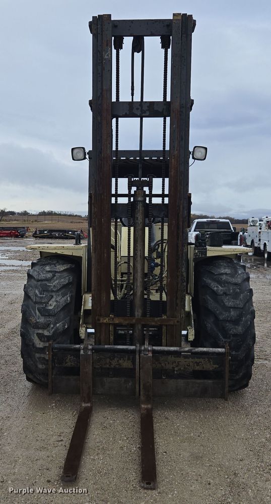 image for item EE7892 Ingersoll Rand  RT-706G forklift