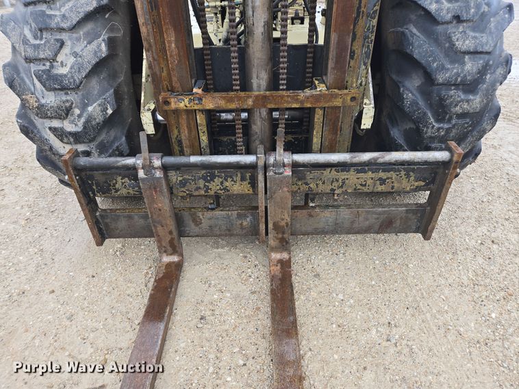 image for item EE7892 Ingersoll Rand  RT-706G forklift