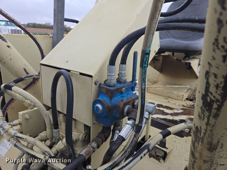 image for item EE7892 Ingersoll Rand  RT-706G forklift