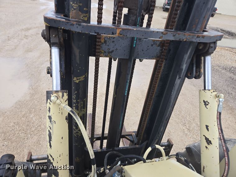 image for item EE7892 Ingersoll Rand  RT-706G forklift