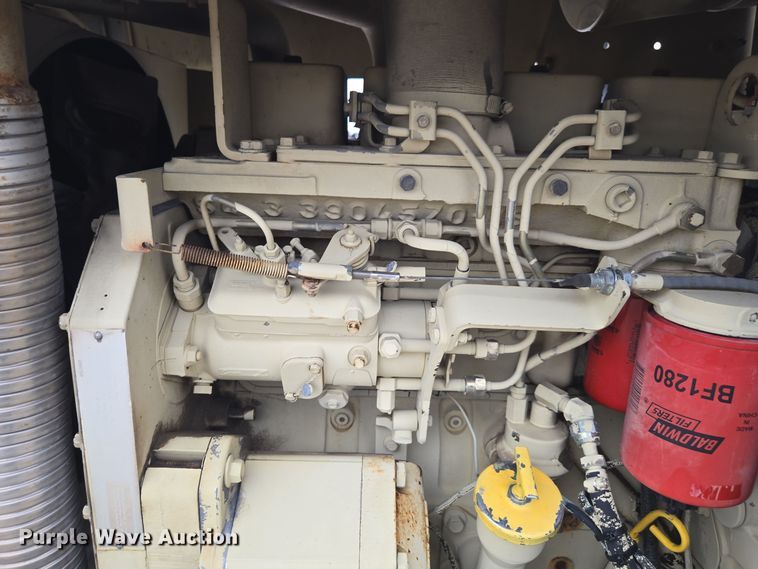 image for item EE7892 Ingersoll Rand  RT-706G forklift