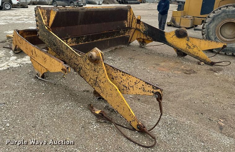 image for item EE7897 (4) Volvo haul truck tailgates