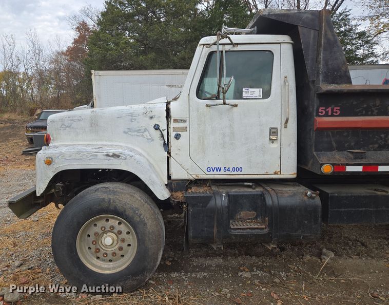 image for item EE8687 1978 International S2500 dump truck
