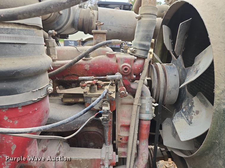 image for item EE8687 1978 International S2500 dump truck