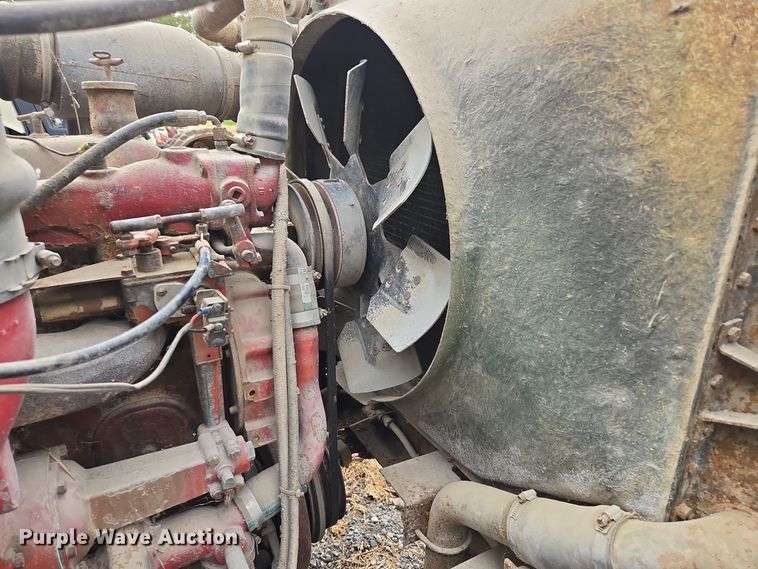 image for item EE8687 1978 International S2500 dump truck