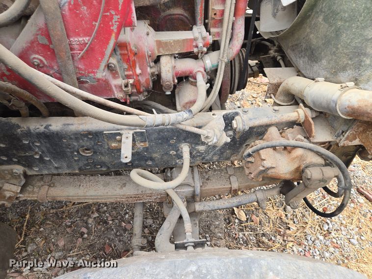 image for item EE8687 1978 International S2500 dump truck