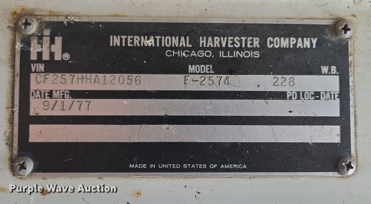 image for item EE8687 1978 International S2500 dump truck