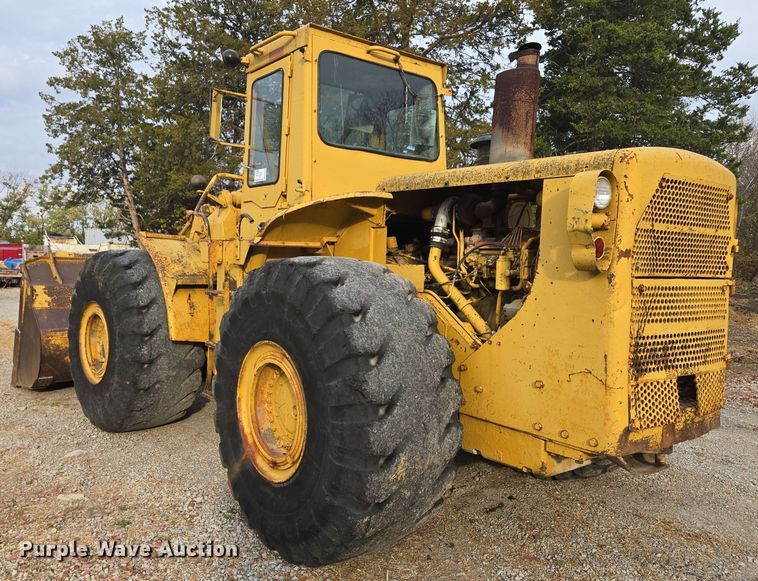 image for item EE8688 1974 Caterpillar 980 wheel loader