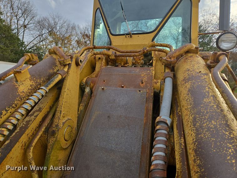 image for item EE8688 1974 Caterpillar 980 wheel loader