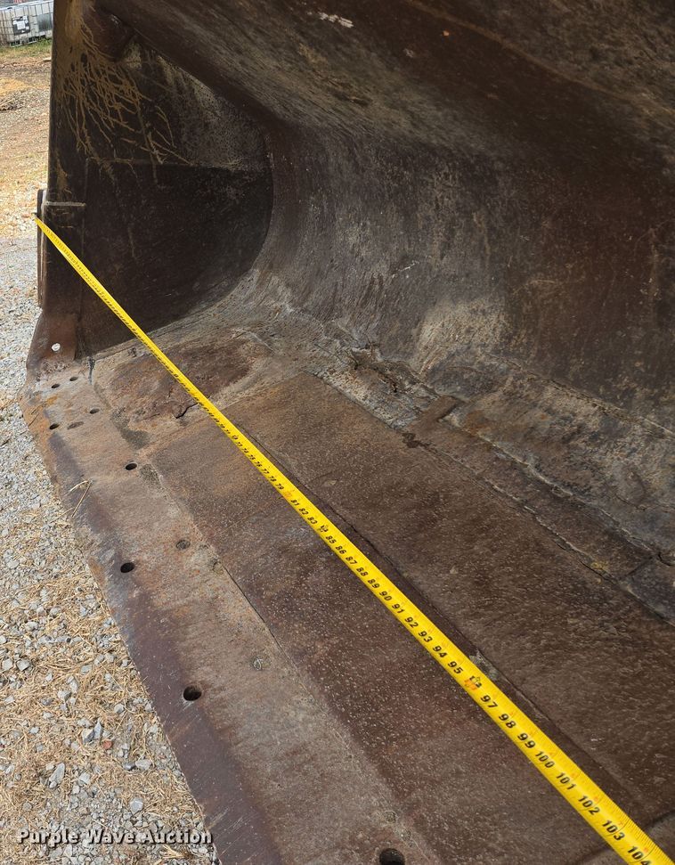 image for item EE8688 1974 Caterpillar 980 wheel loader