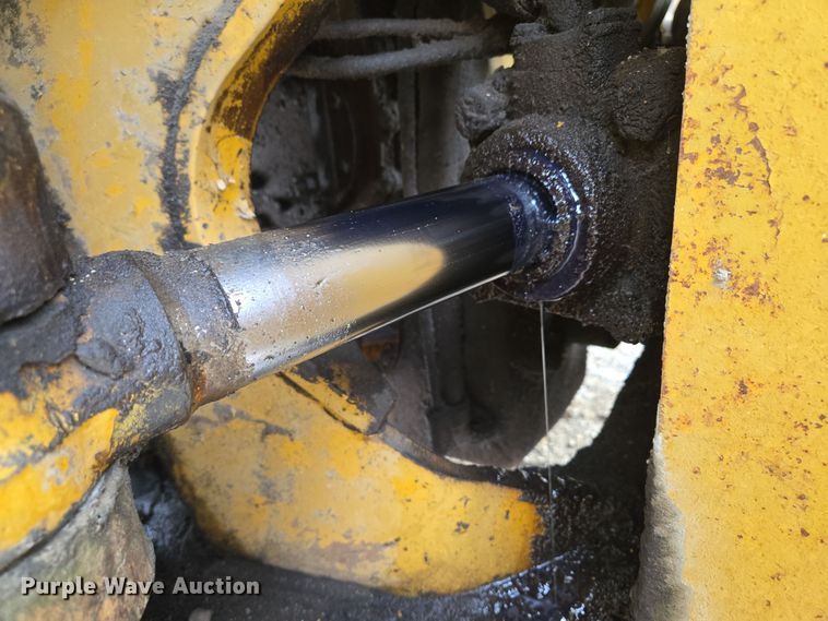 image for item EE8688 1974 Caterpillar 980 wheel loader