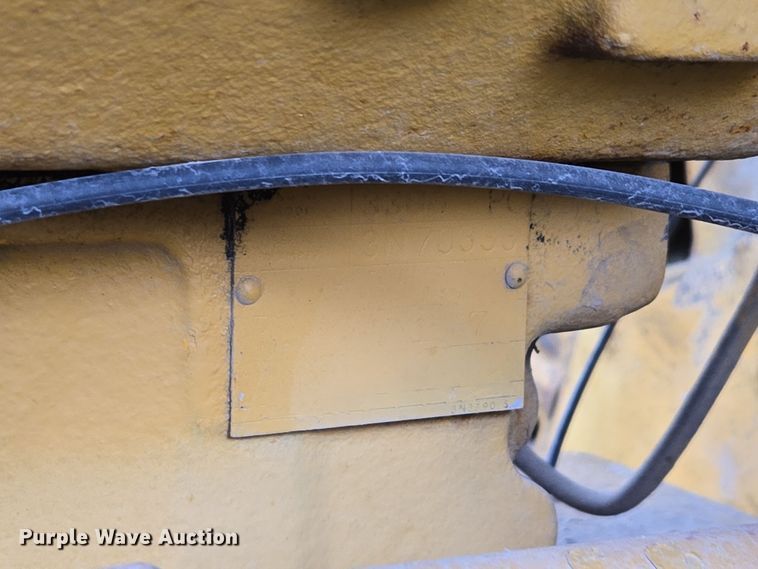 image for item EE8688 1974 Caterpillar 980 wheel loader