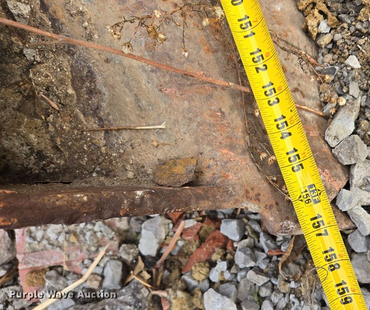 image for item EE8689 13' W  dozer blade 