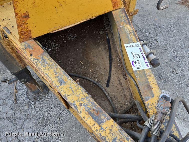 image for item EE8692 1991 Tophat Trailers equipment trailer