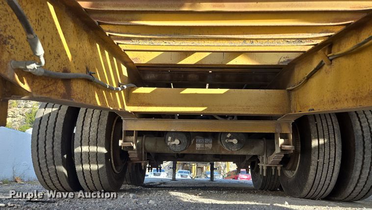 image for item EE8692 1991 Tophat Trailers equipment trailer