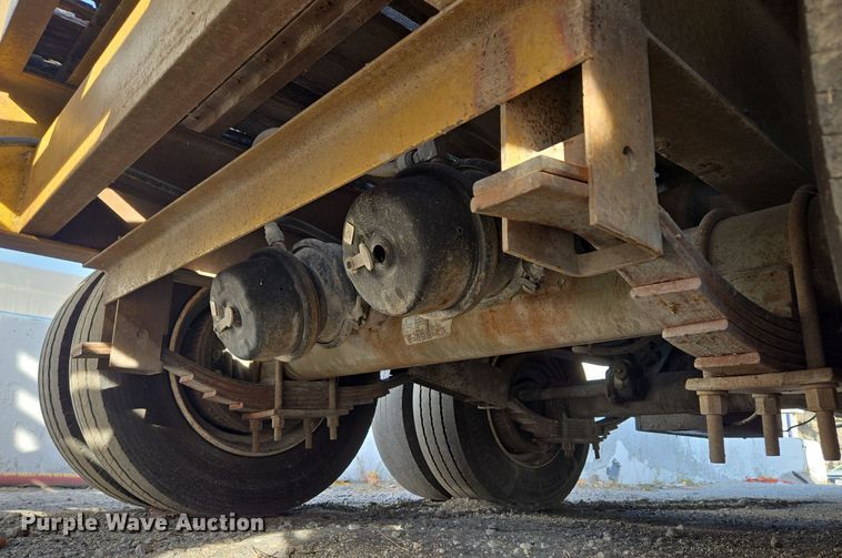 image for item EE8692 1991 Tophat Trailers equipment trailer