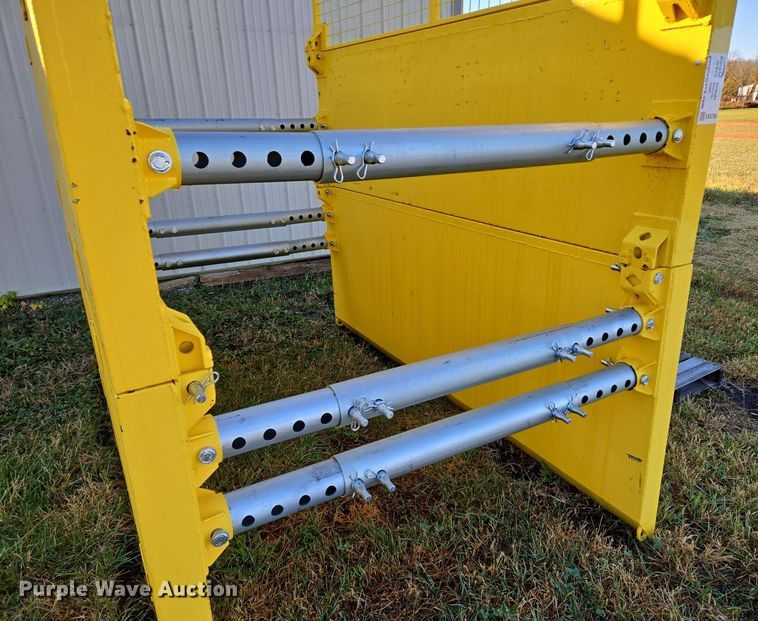 image for item EE8706 Trench box 