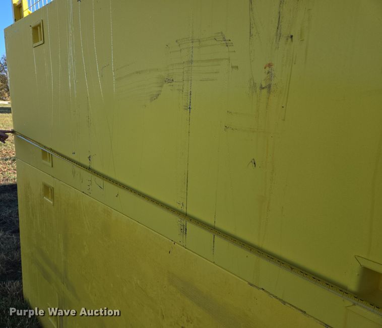 image for item EE8706 Trench box 