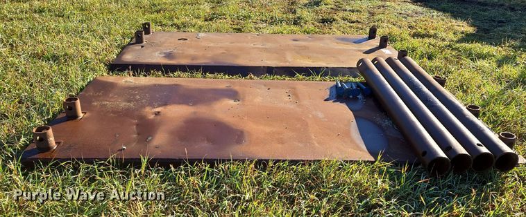 image for item EE8707 GME trench box 