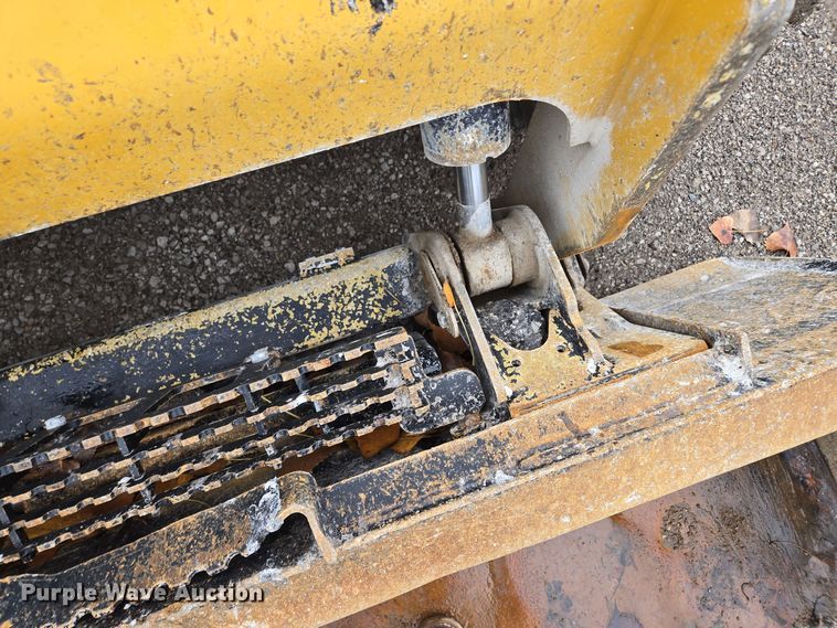 image for item EE8708 2016 Caterpillar 262D skid steer loader