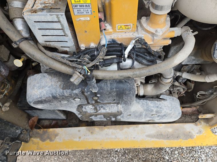 image for item EE8708 2016 Caterpillar 262D skid steer loader