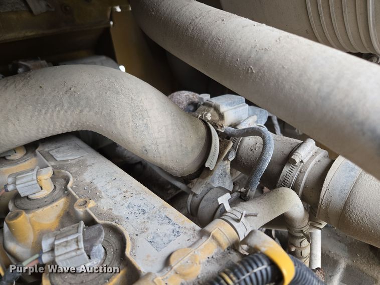 image for item EE8708 2016 Caterpillar 262D skid steer loader