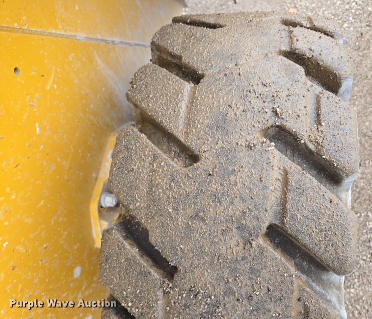 image for item EE8708 2016 Caterpillar 262D skid steer loader