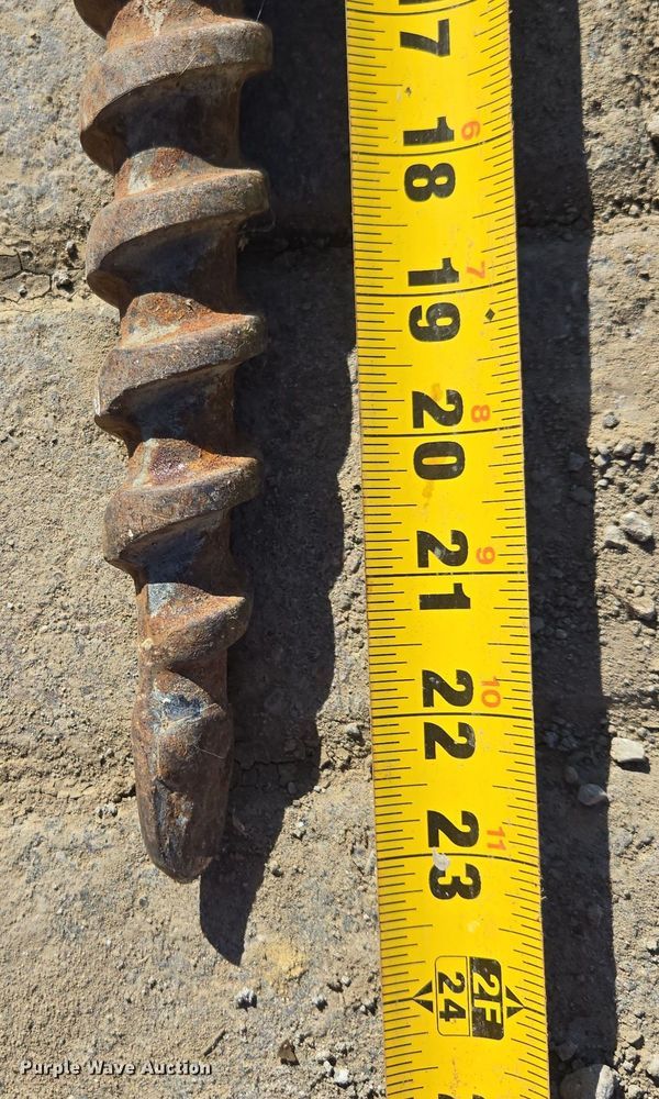 image for item EE8731 1999 Vermeer  LM25 vibratory cable plow