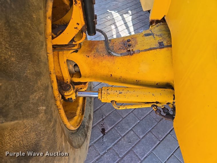 image for item EE8733 1999 JCB 532 telehandler