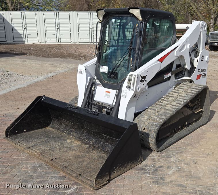 image for item EE8735 2018 Bobcat  T650 tracked skid steer loader