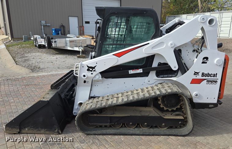 image for item EE8735 2018 Bobcat  T650 tracked skid steer loader
