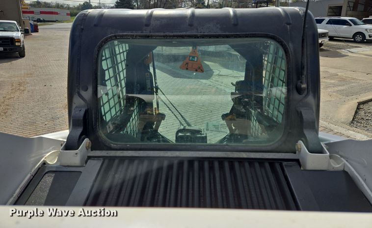 image for item EE8735 2018 Bobcat  T650 tracked skid steer loader