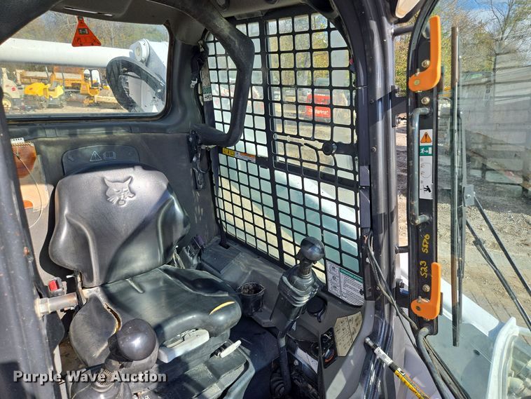 image for item EE8735 2018 Bobcat  T650 tracked skid steer loader